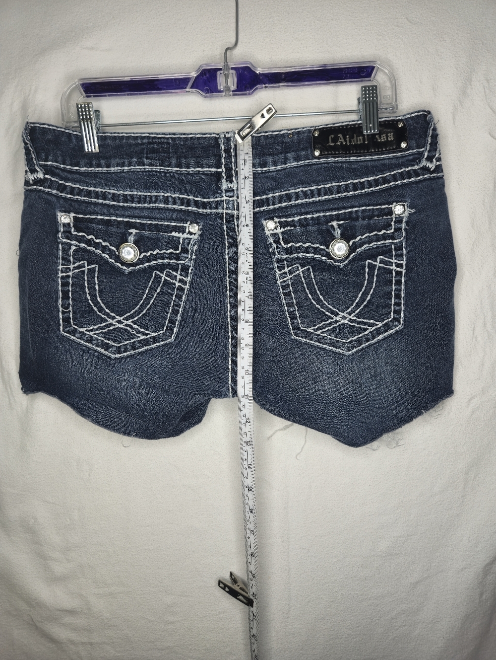 LA Idol Ladies Cut Off Denim Blue Jean Shorts  Glass Buttons Size 15 (Waist 37)